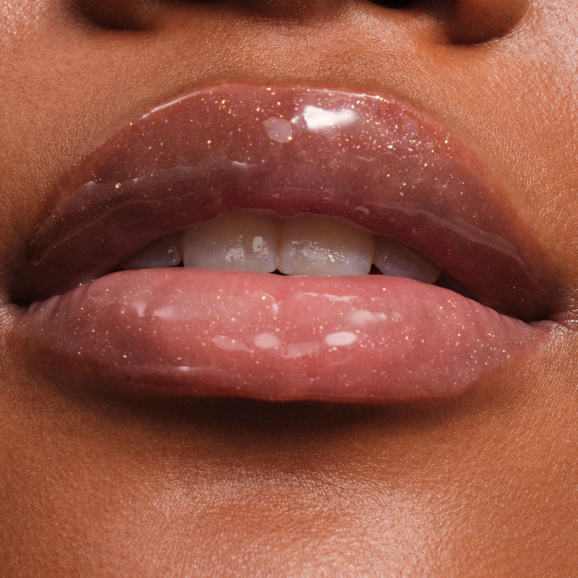 phyto-glow-lip-balm-shimmer-stardust-f9 NATR-10131-Phyto-Glow-Lip-Hover-Stardust.jpg