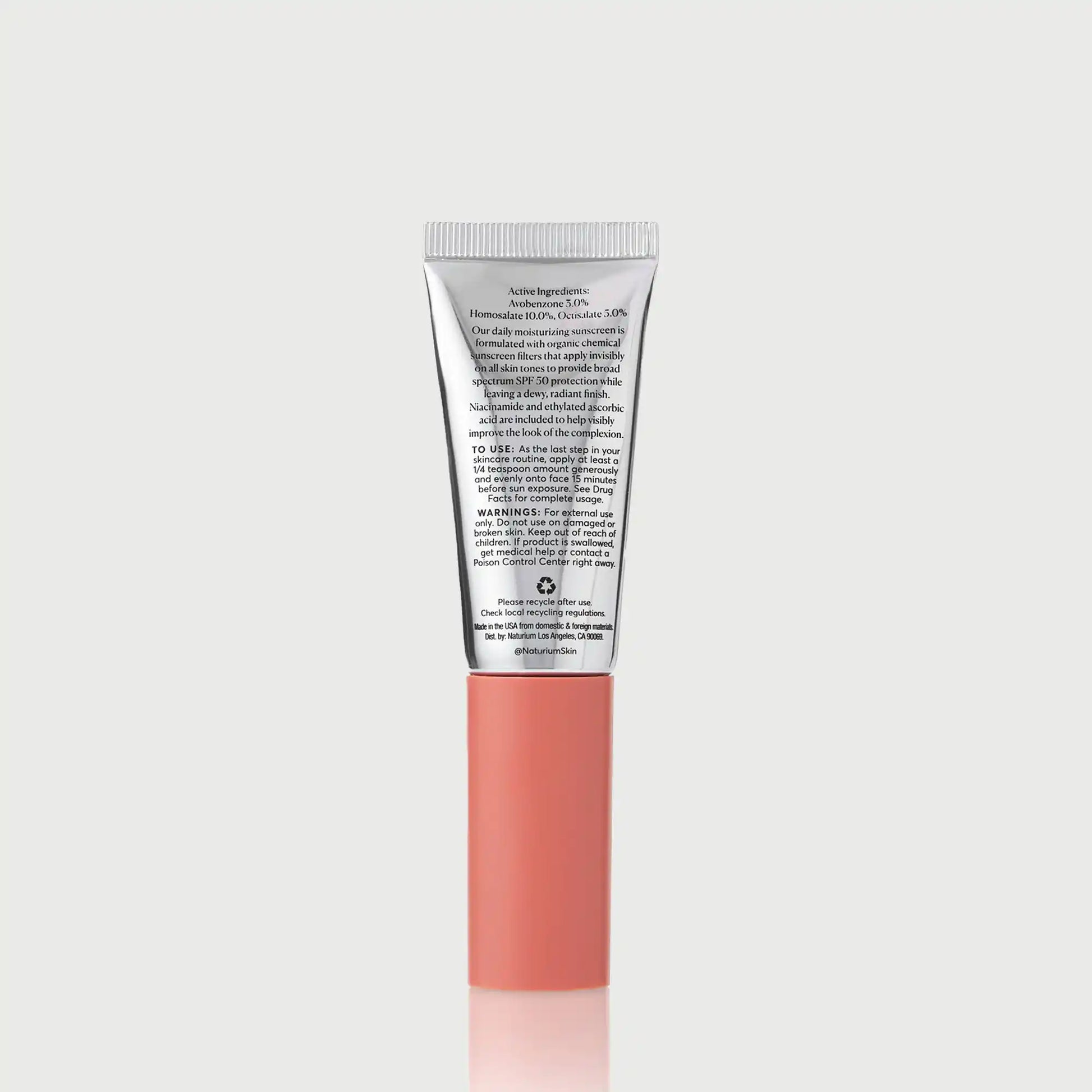 dew-glow-moisturizer-spf-50-travel-size-n3 NATR-10157_Dew-Glow-Moisturizer-SPF-50-Mini_back_capon_bonebkgd_d7cb9bbb-e294-42e2-8d5a-28c73c09b5b5.webp