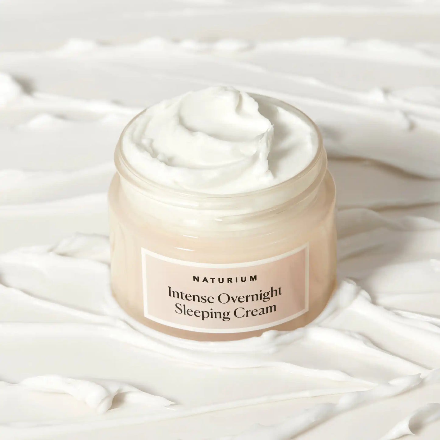 intense-overnight-sleeping-cream-p0 sleepingcream_0880-crop_1.webp